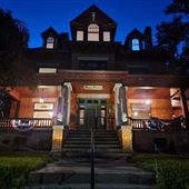 SEVEN GABLES