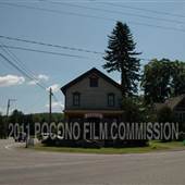 Varden Crossing Store