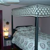 LANDHAVEN BED & BREAKFAST INTERIOR II