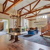 SPLITROCK RESORT INTERIOR