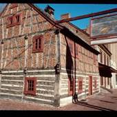 GATES HOUSE & GOLDEN PLOUGH TAVERN
