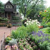 PEDDLER'S VILLAGE, LAHASKA