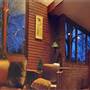 WRIGHT INSPIRED USONIAN-STYLE HOME BY PETER BERNDTSON, INTERIOR