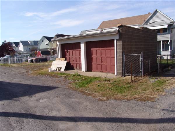 Location Image 3