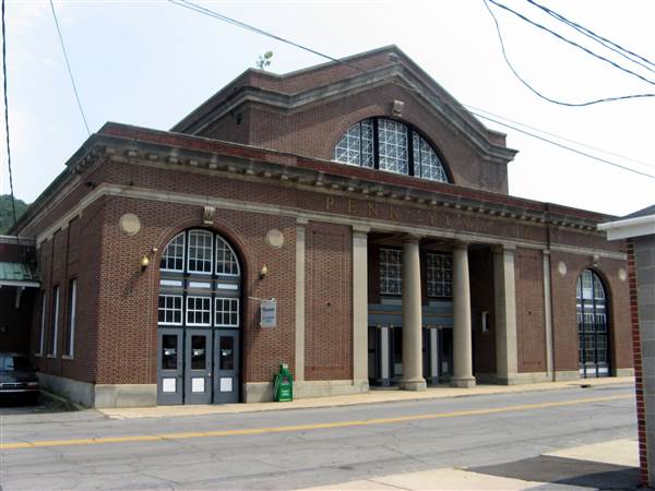 JOHNSTOWN TRAIN STATION