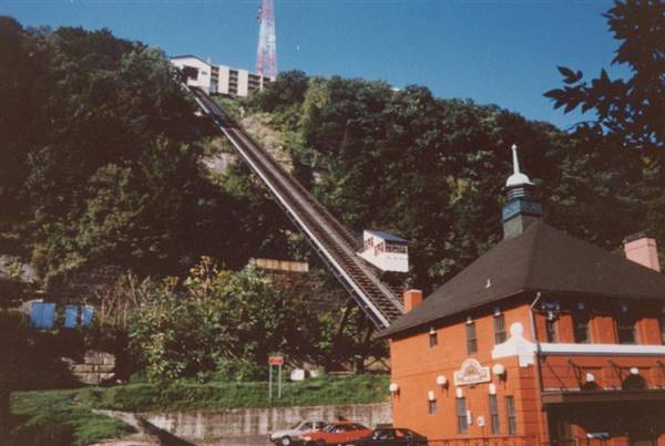 PITTSBURGH''S MONONGAHELA INCLINE