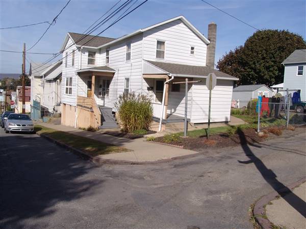 Neighborhood on Kidder Street
