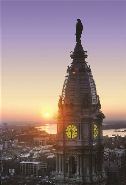 PHILADELPHIA'S CITY HALL