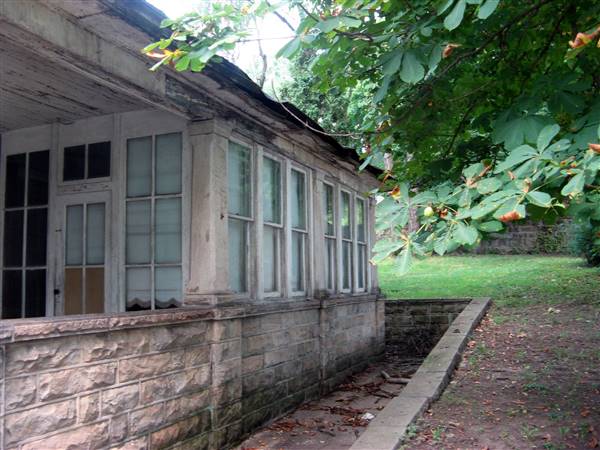 Location Image 4