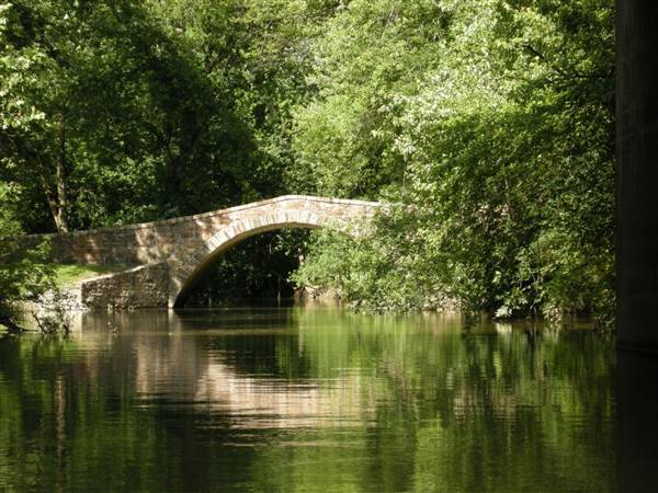 OLD STONE ARCH BRIDGE