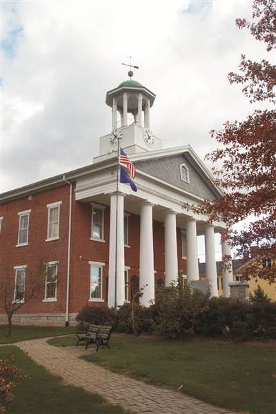FULTON COUNTY COURTHOUSE, McCONNELLSBURG