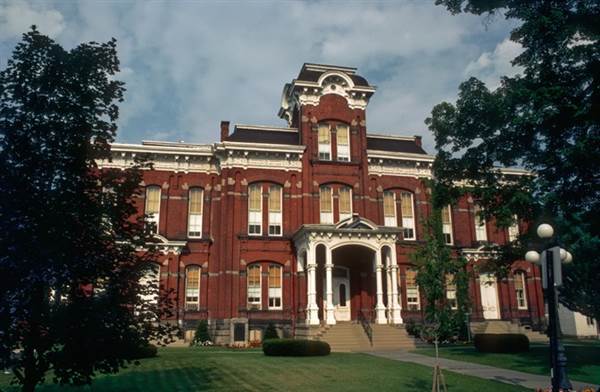 WAYNE COUNTY COURTHOUSE