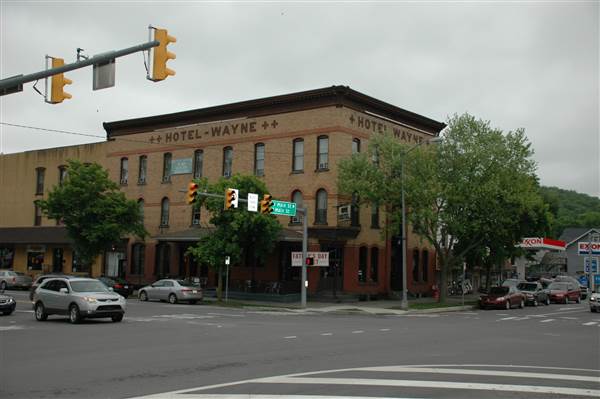 Hotel Wayne