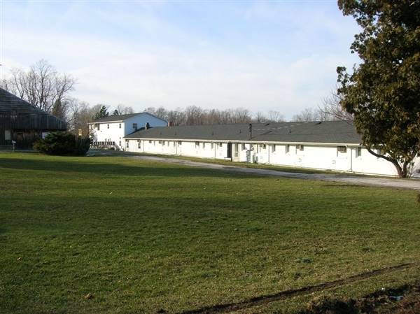 COLONIAL MOTEL, NORTH EAST