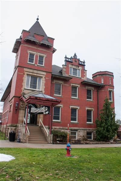 EDINBORO UNIVERSITY