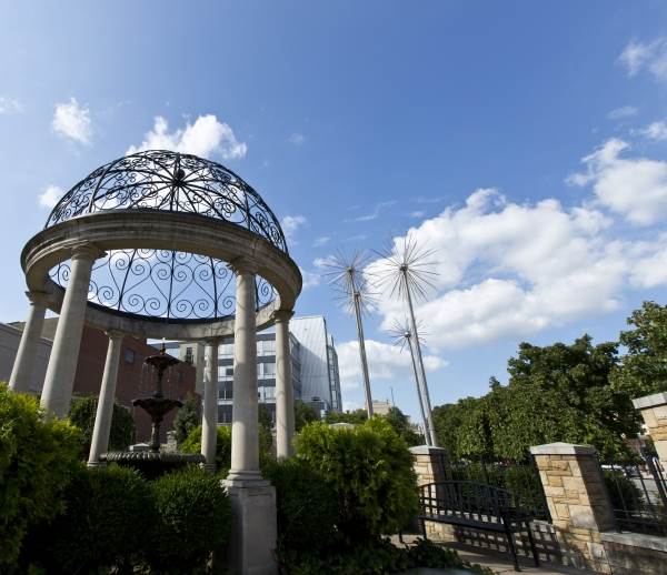 ZAMBELLI PLAZA & MEMORIAL PARK