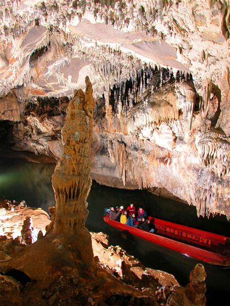 PENN''S CAVE, CENTRE HALL