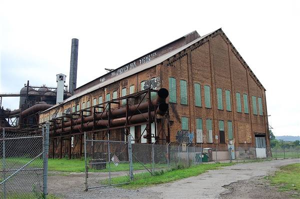 BRADDOCK''S CARRIE FURNACE WORKS